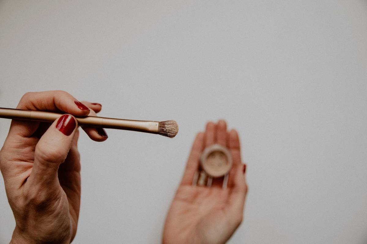 The Ultimate Guide to Eyebrow Shading Powder: Natural Brows, Zero Cake